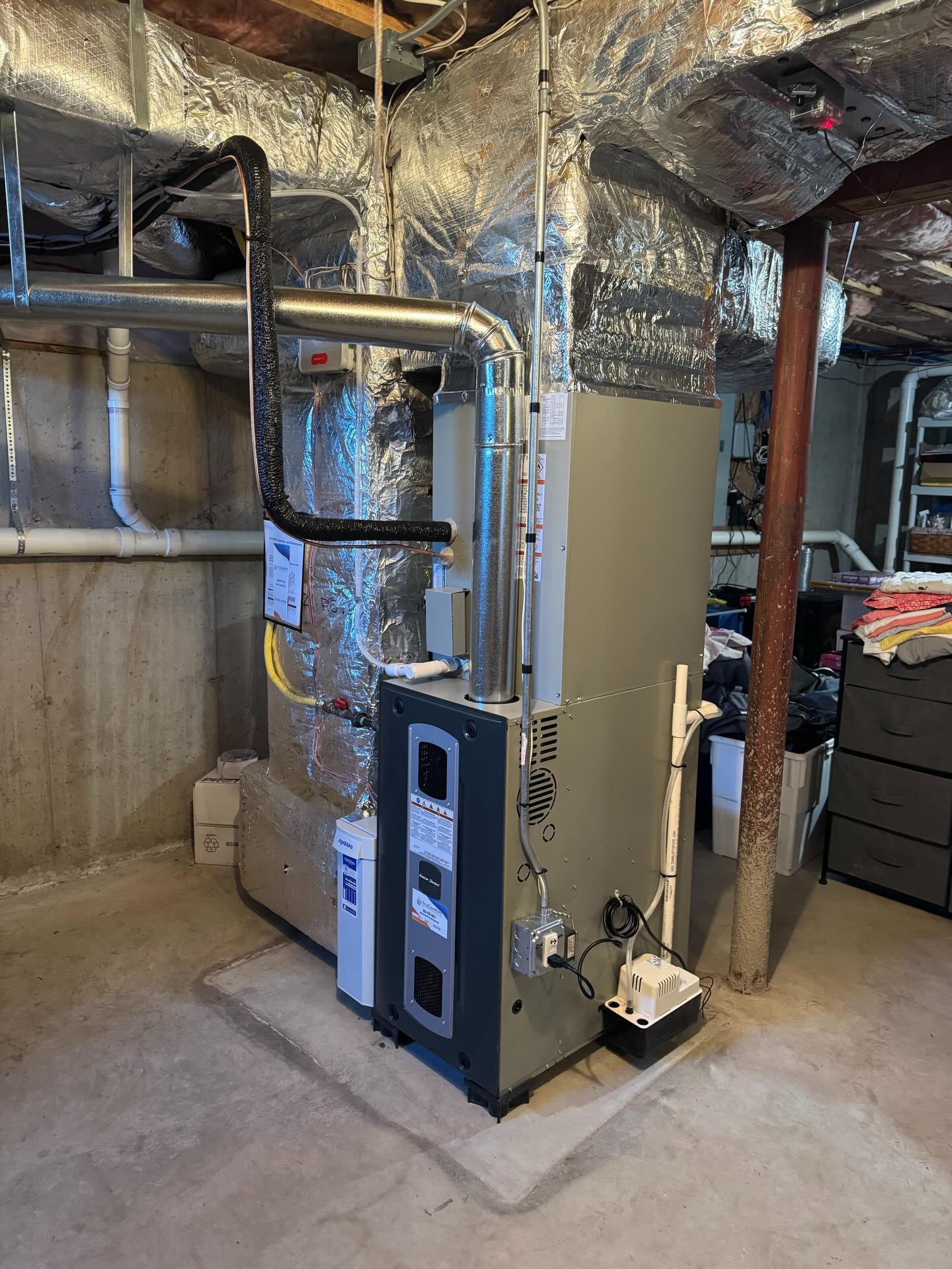 High efficiency gas furnace installation in Southington CT